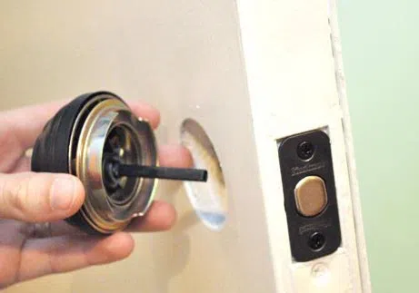 Pasadena Locksmith Service Pasadena, CA 626-537-3836 - lock-change-residential